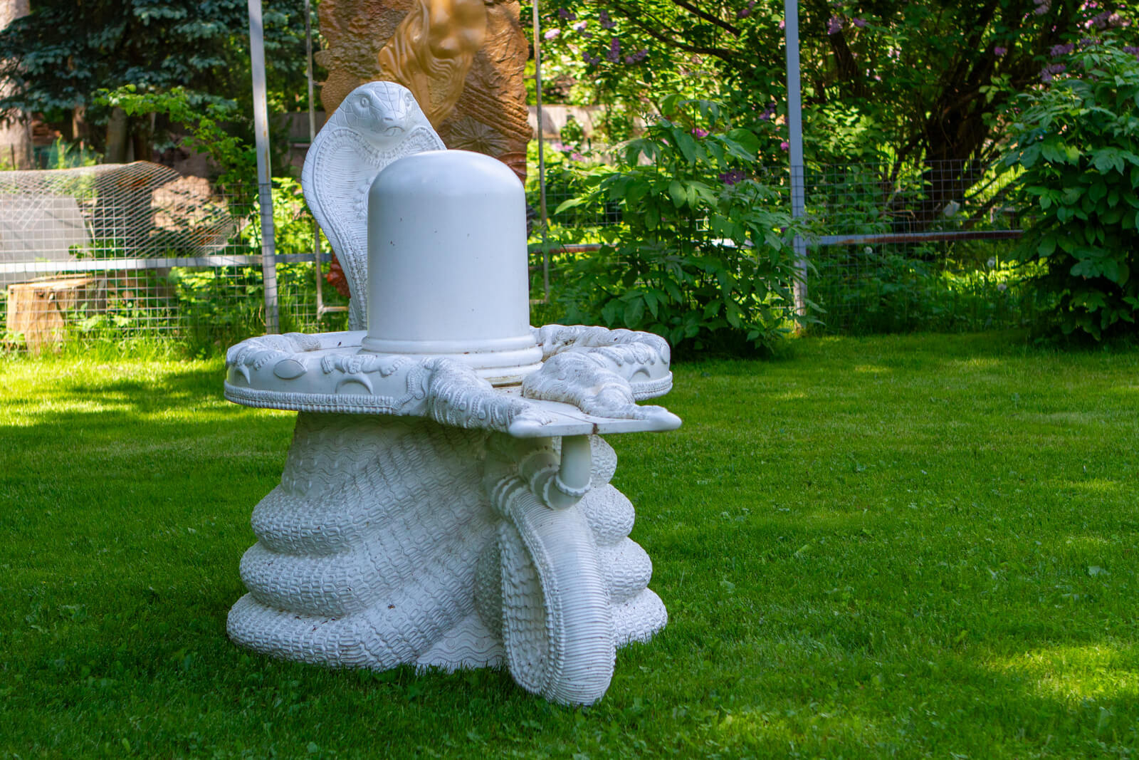 shiva-lingam-2